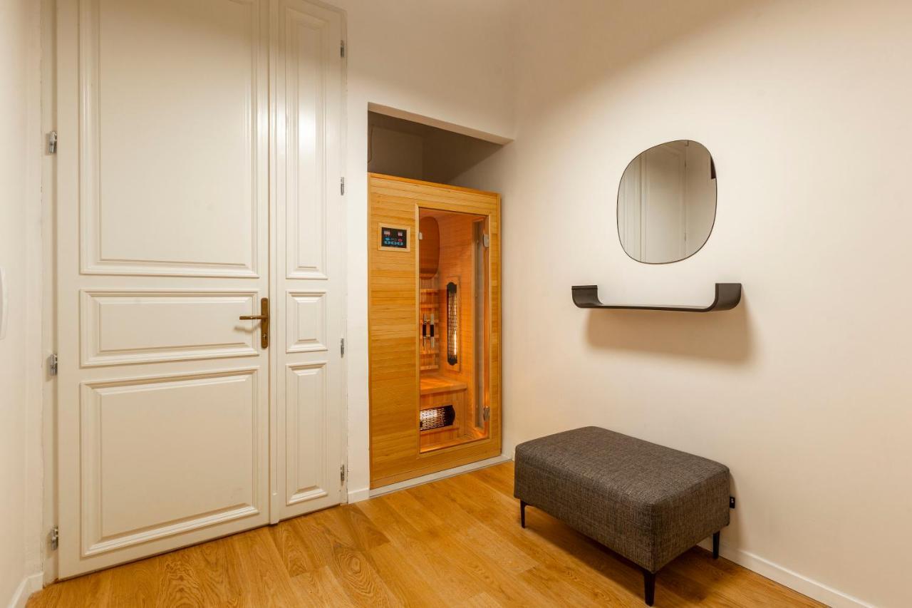 Luxurious Minimalist Residence With Sauna By Prestige Homes Budapest Exterior foto